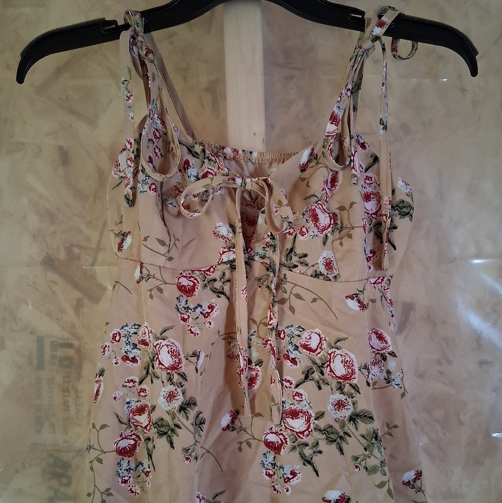 SHEIN Haltor Top🌺